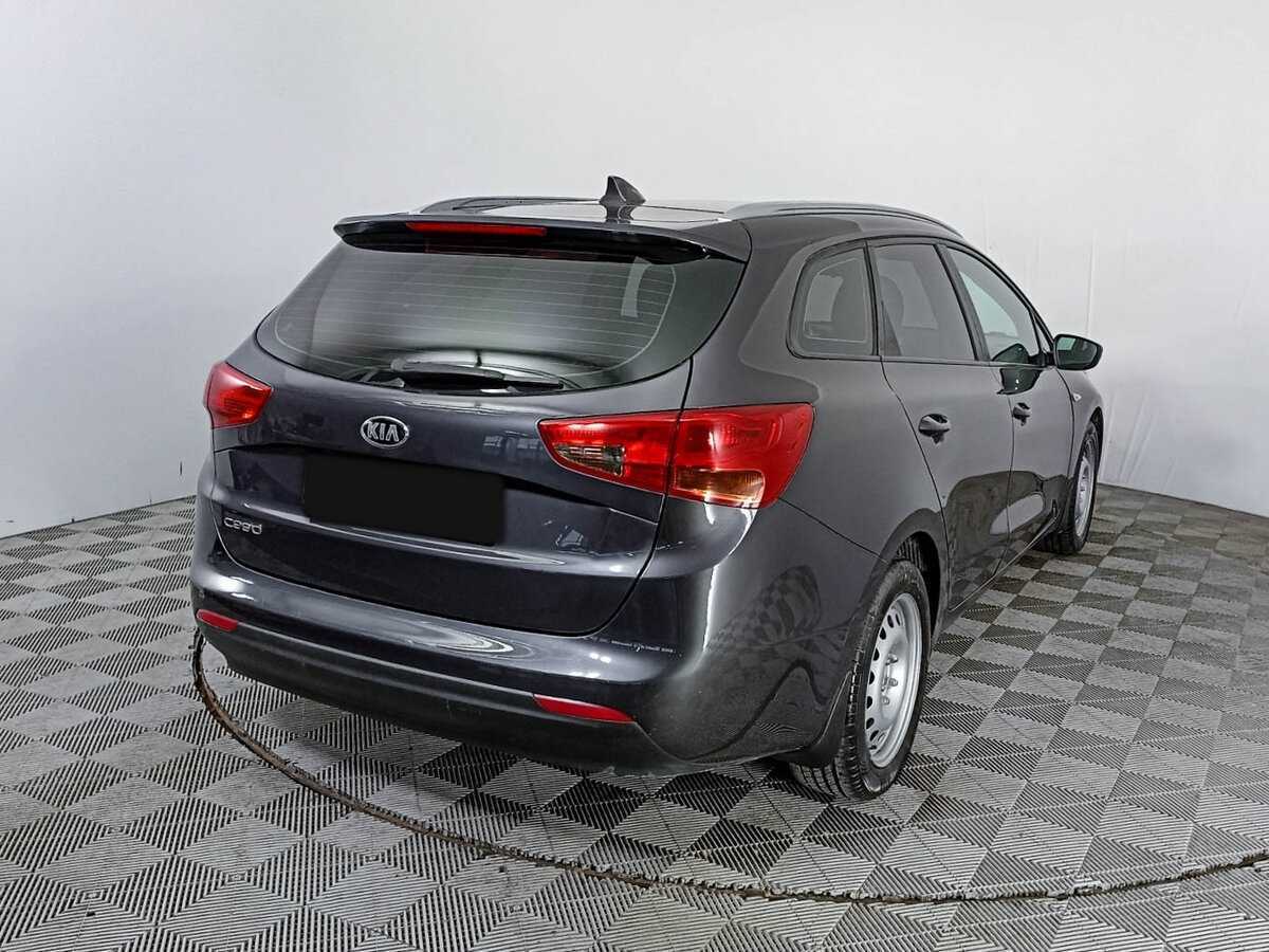 Купить Kia Ceed с пробегом. Фото: #3