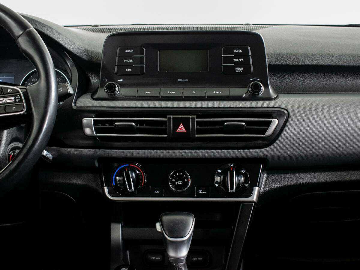 Купить Kia Seltos с пробегом. Фото: #8