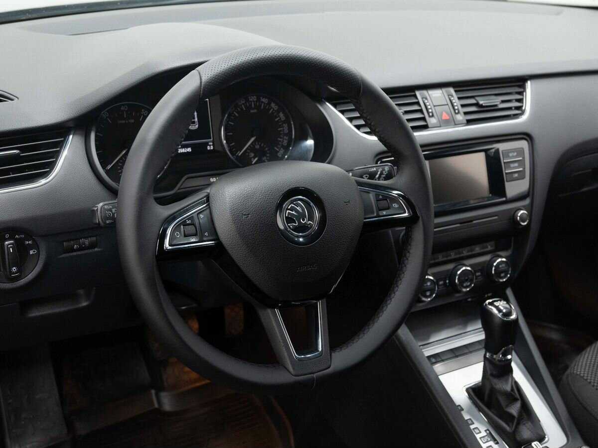 Купить Skoda Octavia с пробегом. Фото: #14