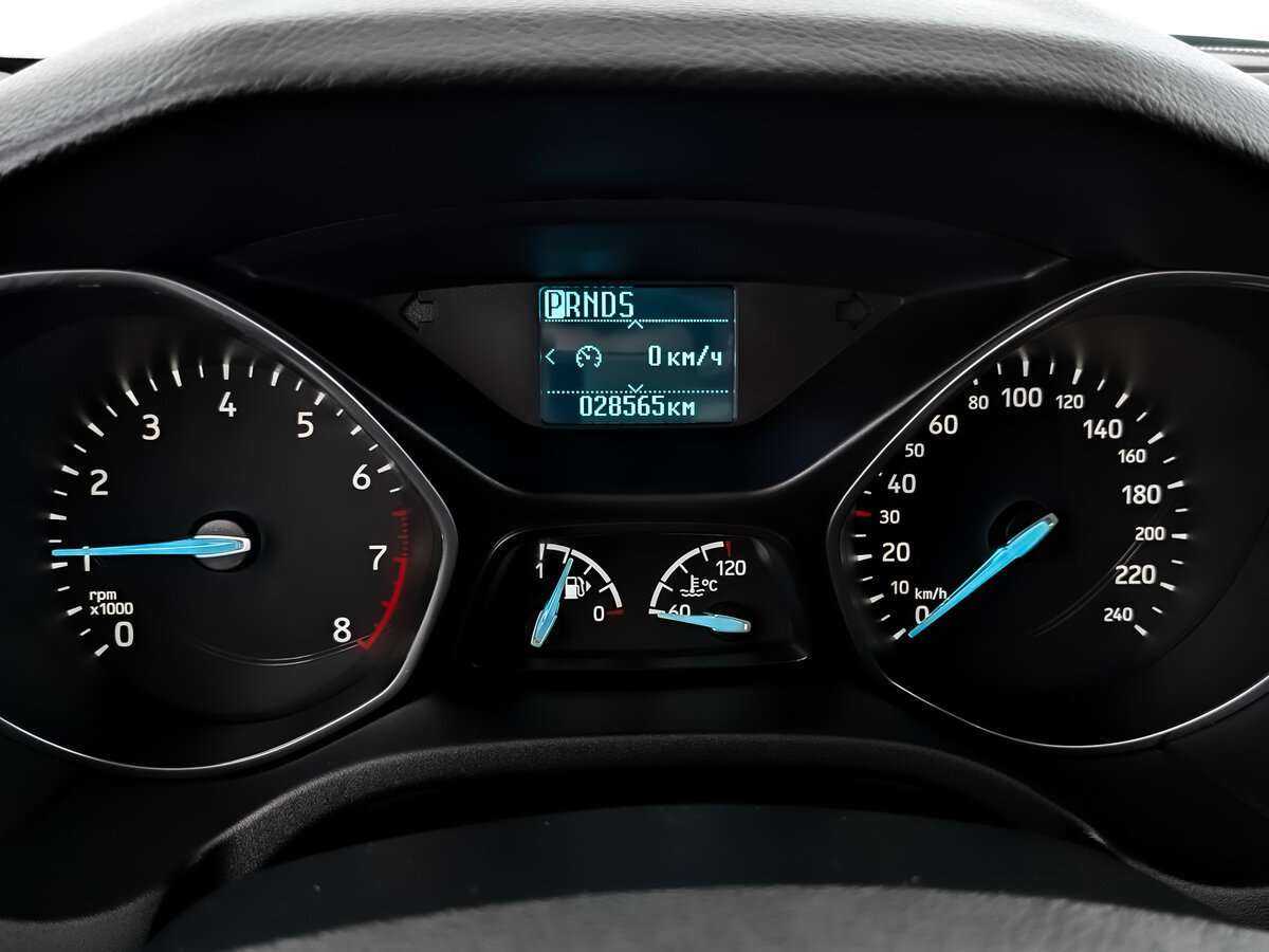 Купить Ford Focus с пробегом. Фото: #11