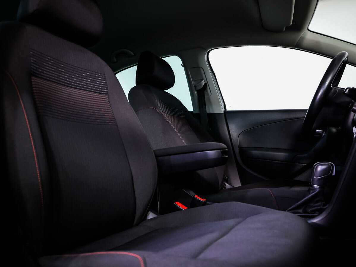 Купить Volkswagen Polo с пробегом. Фото: #10