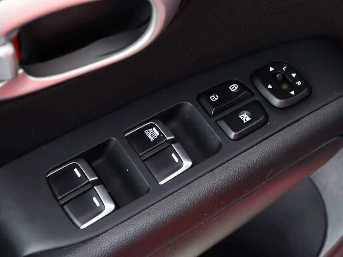 Купить Kia Soul с пробегом. Фото: #15