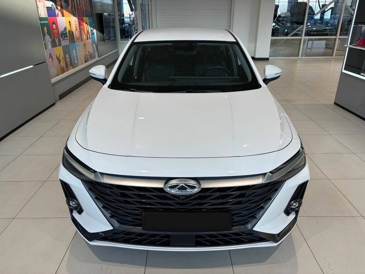 Купить Chery Arrizo 8 с пробегом. Фото: #1