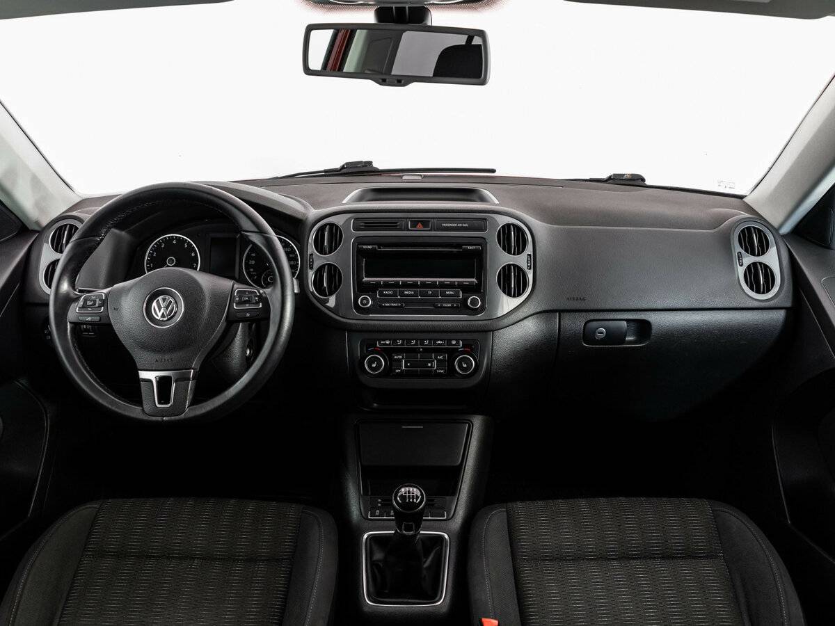 Купить Volkswagen Tiguan с пробегом. Фото: #7