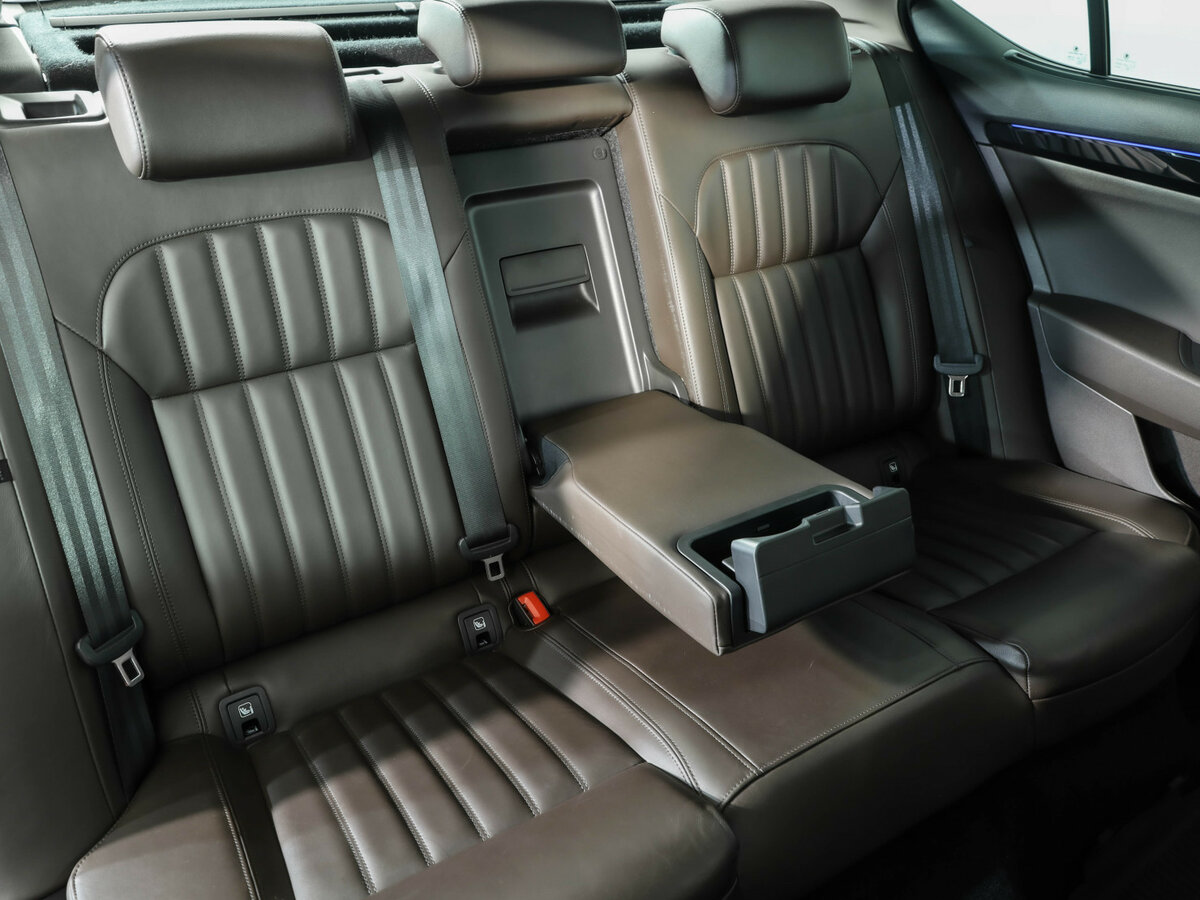 Купить Skoda Superb с пробегом. Фото: #22