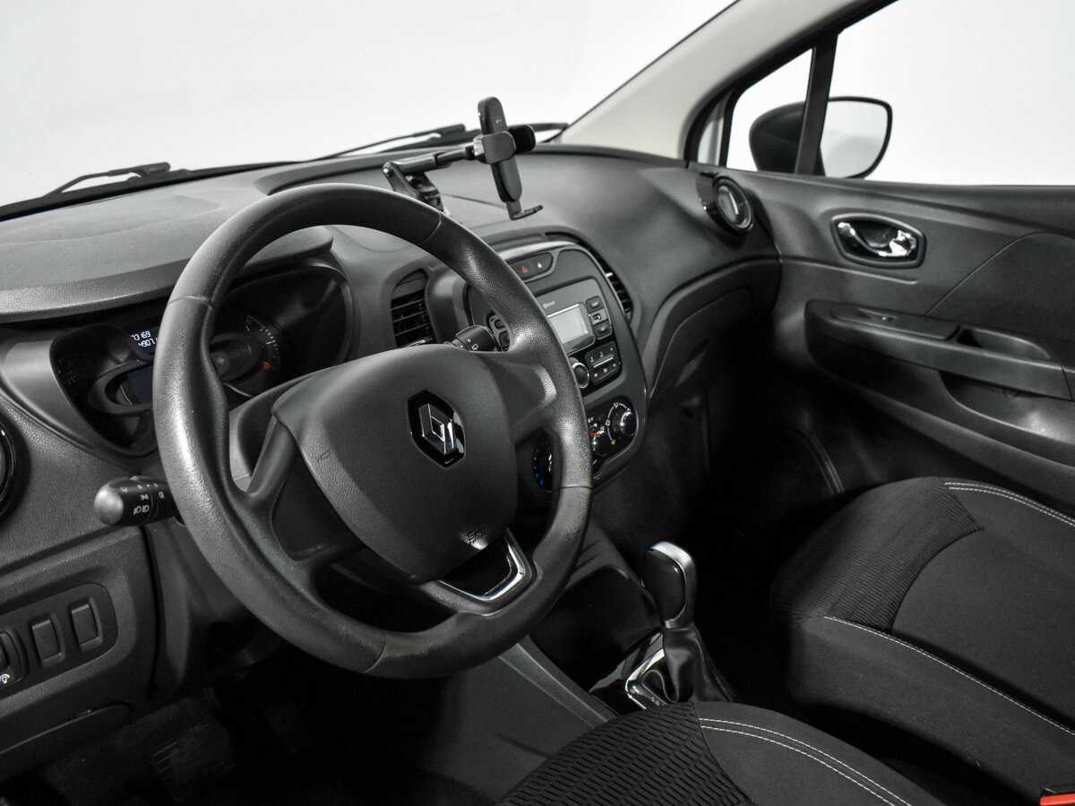Купить Renault Kaptur с пробегом. Фото: #8