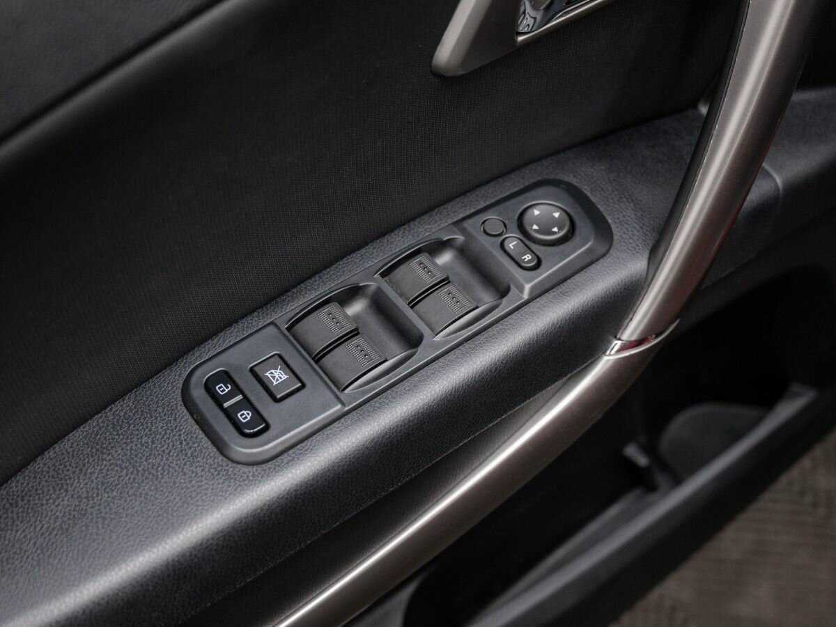 Купить FAW Besturn X80 с пробегом. Фото: #14