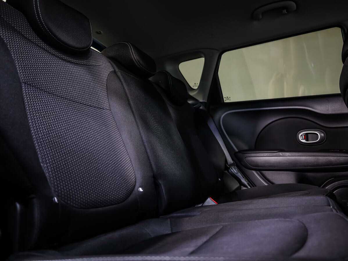 Купить Kia Soul с пробегом. Фото: #11