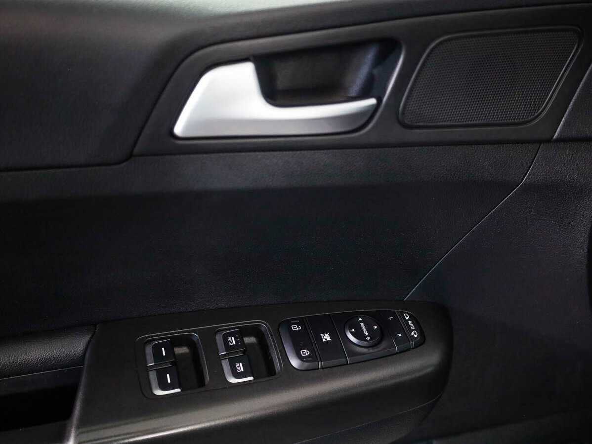 Купить Kia Sportage с пробегом. Фото: #14
