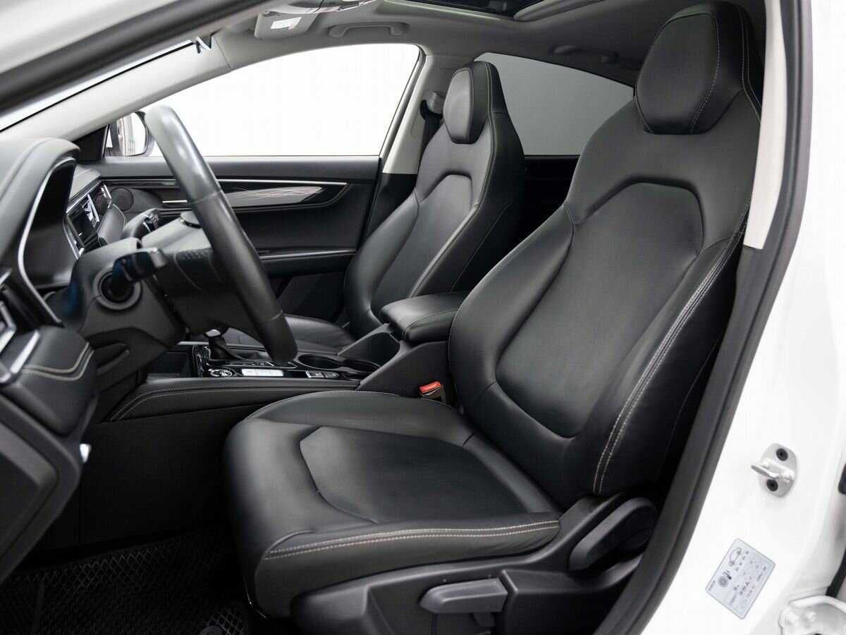 Купить JAC J7 с пробегом. Фото: #7