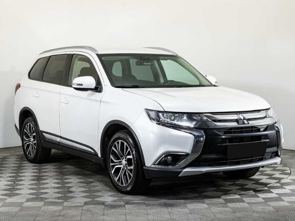 Купить Mitsubishi Outlander с пробегом. Фото: #2