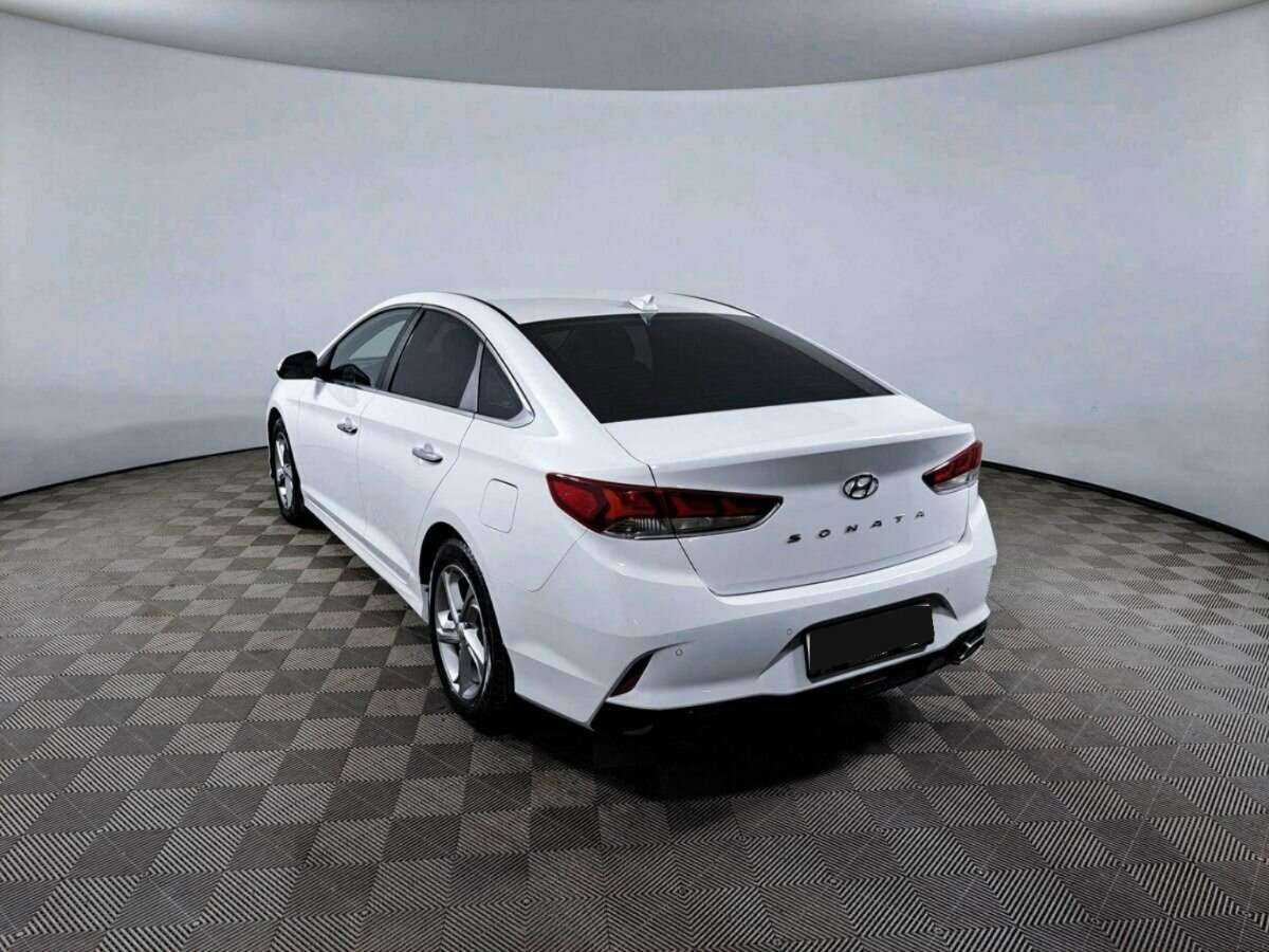 Купить Hyundai Sonata с пробегом. Фото: #6