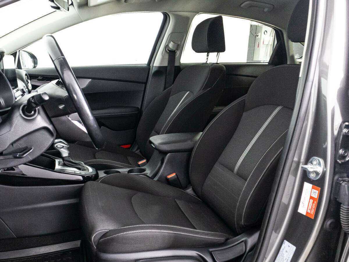 Купить Kia Cerato с пробегом. Фото: #15
