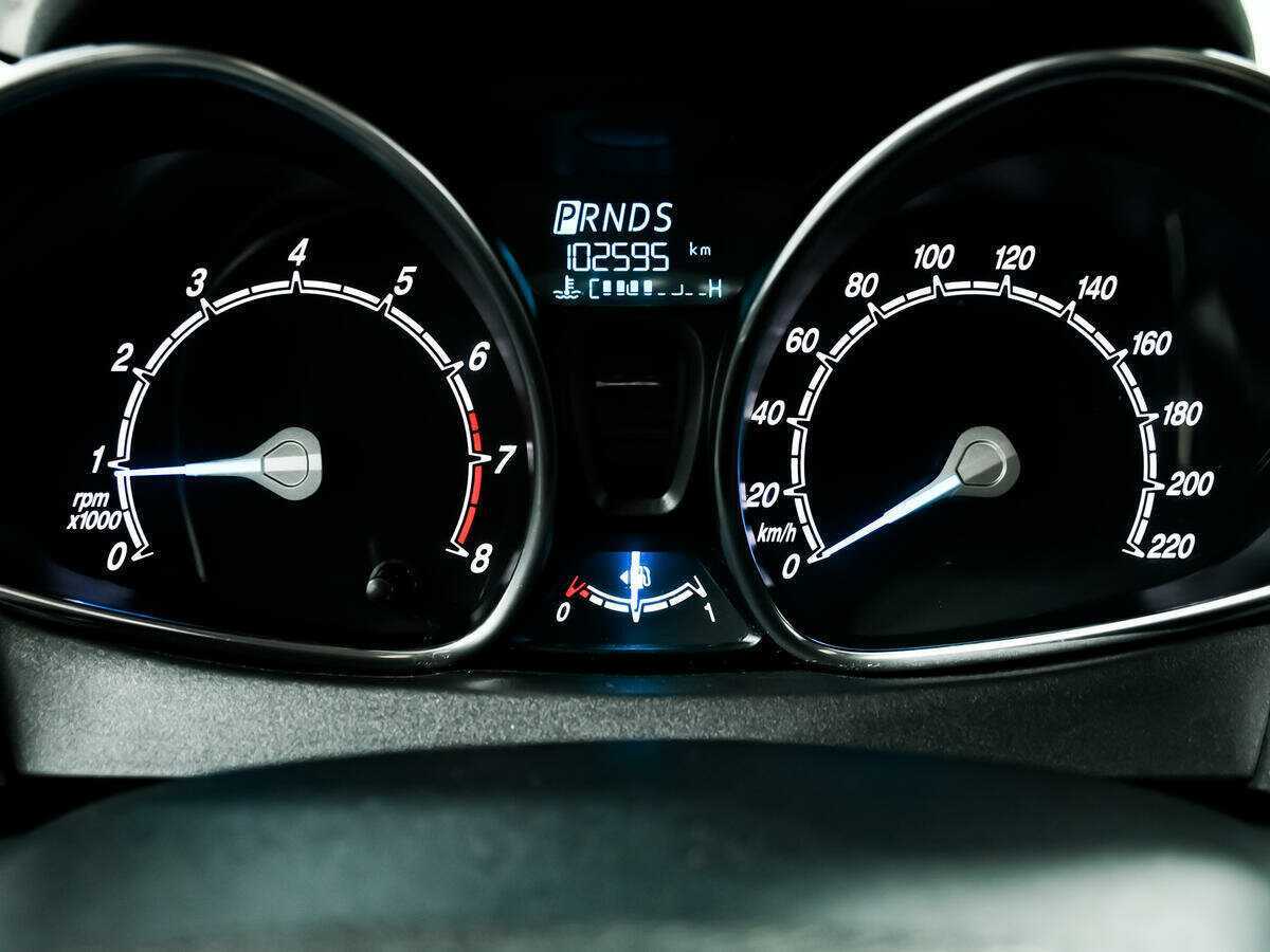 Купить Ford Fiesta с пробегом. Фото: #9