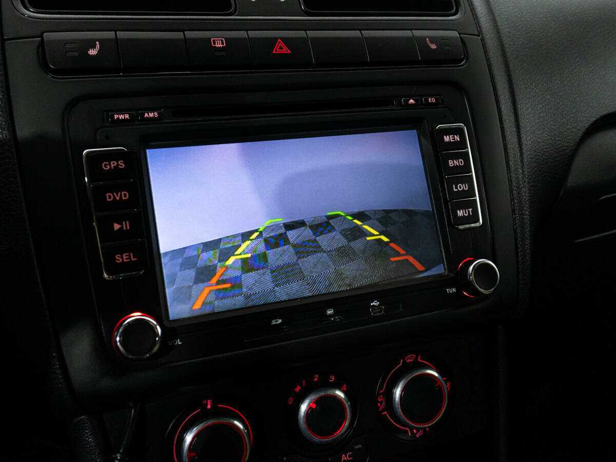 Купить Volkswagen Polo с пробегом. Фото: #14