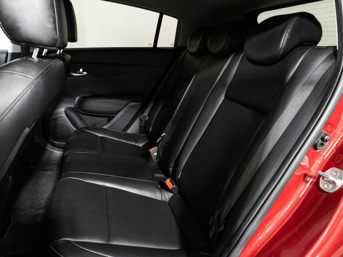 Купить Kia Rio с пробегом. Фото: #9