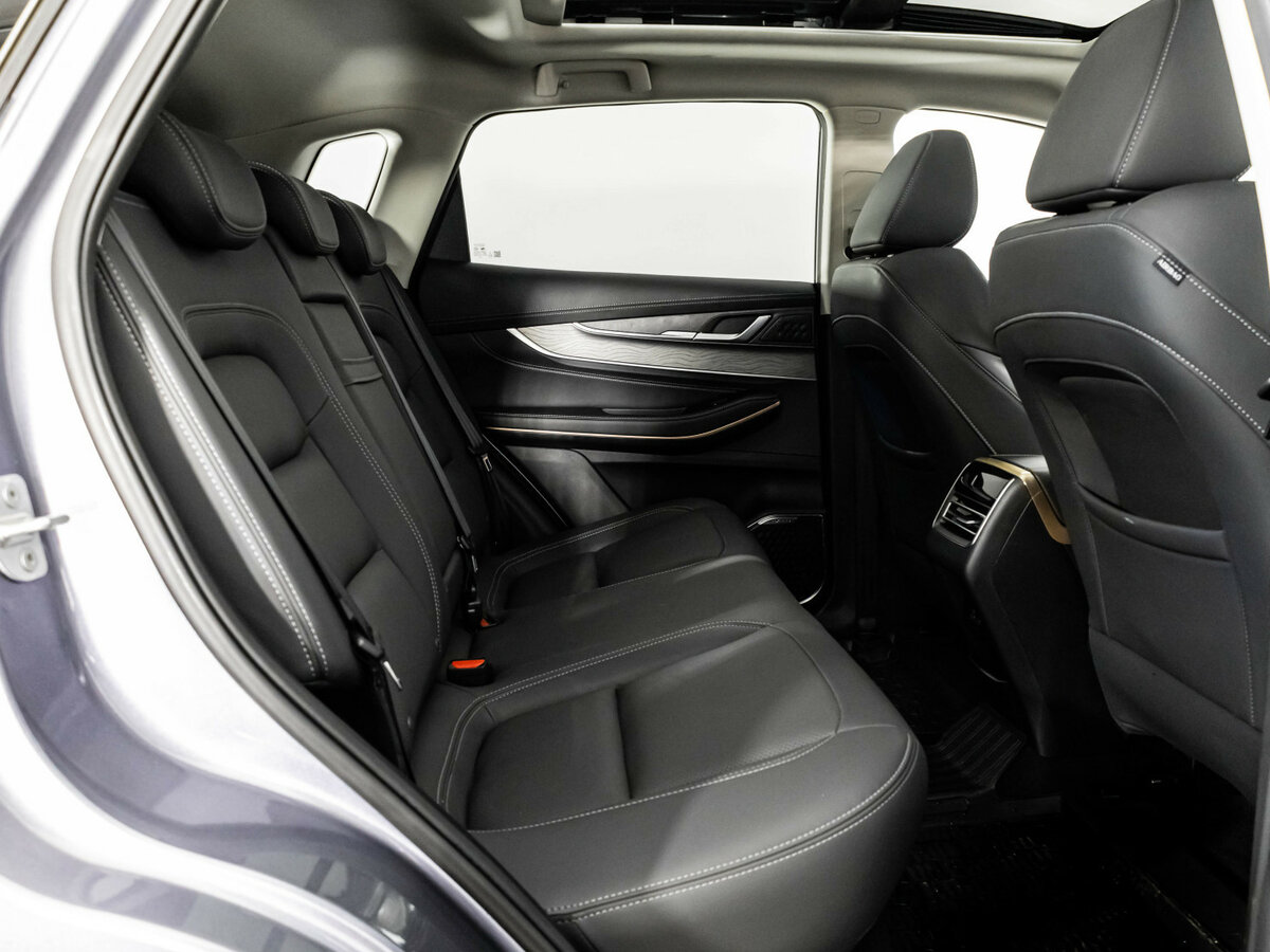 Купить EXEED LX с пробегом. Фото: #17