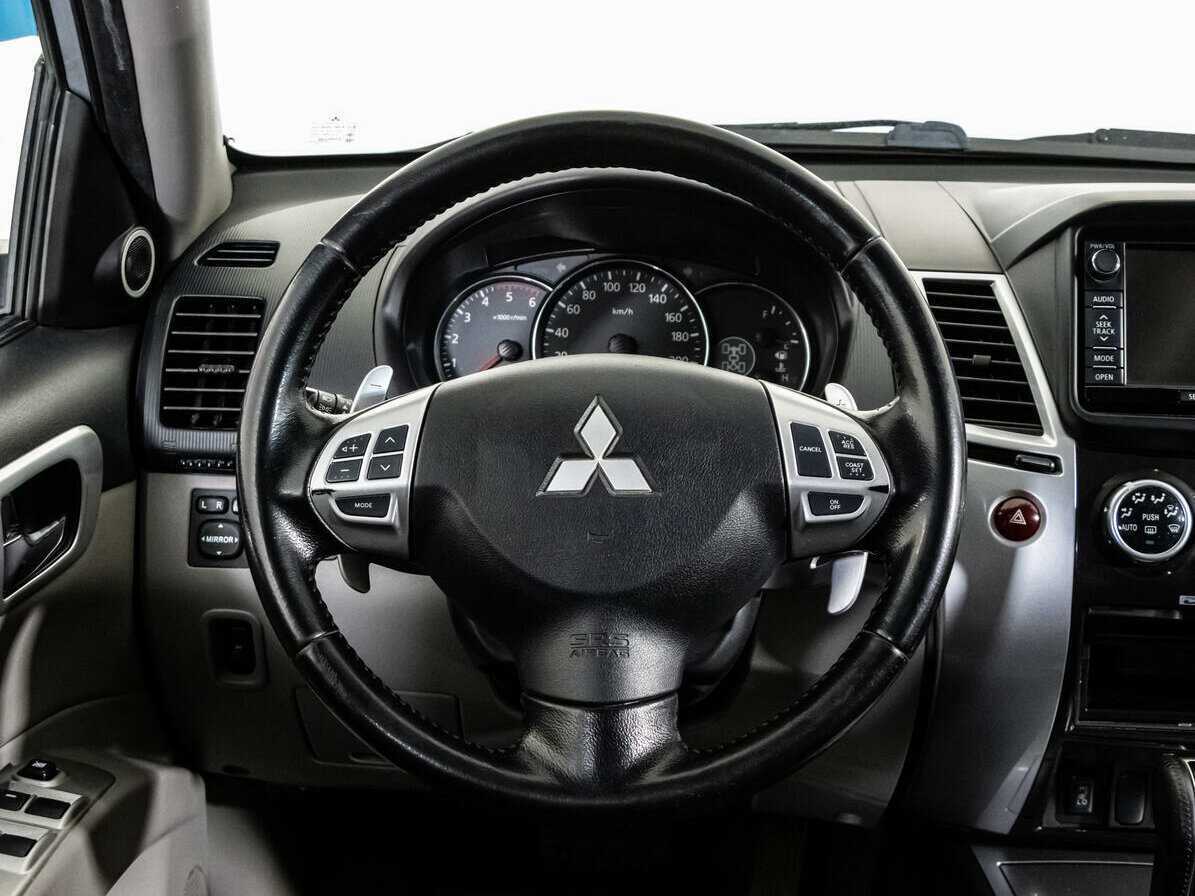 Купить Mitsubishi Pajero Sport с пробегом. Фото: #11