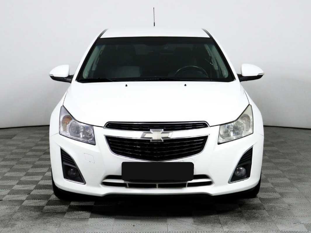 Купить Chevrolet Cruze с пробегом. Фото: #1