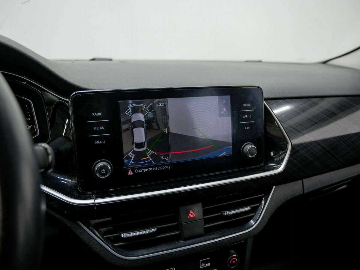 Купить Volkswagen Polo с пробегом. Фото: #18