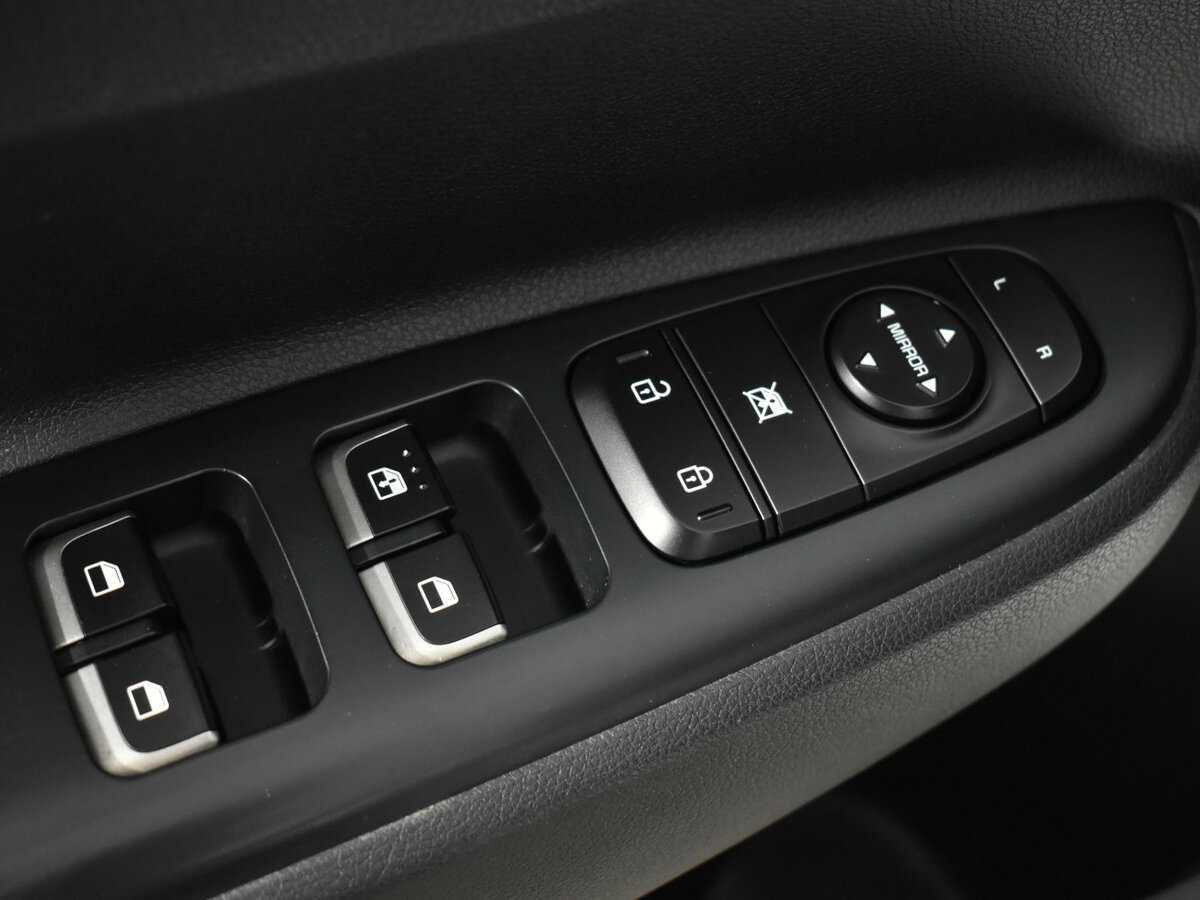 Купить Kia Rio с пробегом. Фото: #13