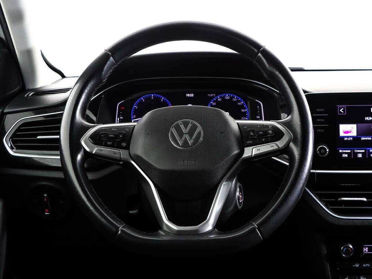 Купить Volkswagen Polo с пробегом. Фото: #9