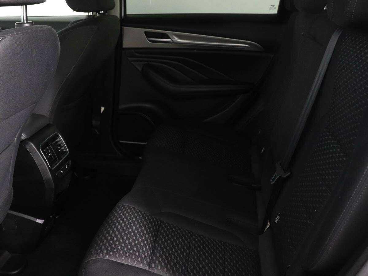 Купить Haval F7 с пробегом. Фото: #8