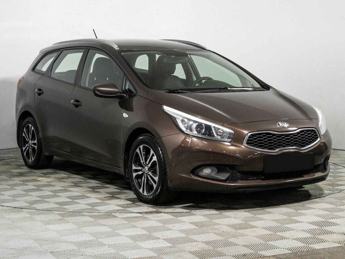 Купить Kia Ceed с пробегом. Фото: #2