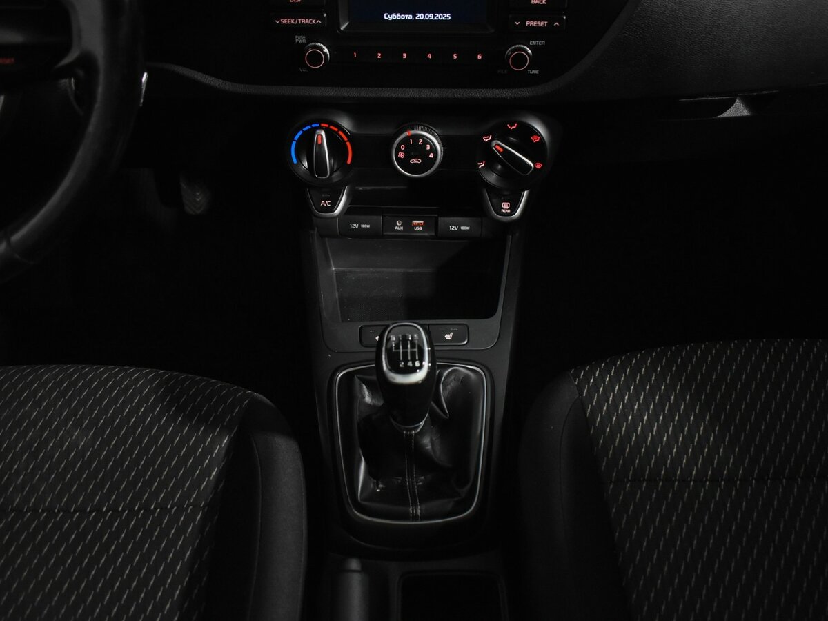 Купить Kia Rio с пробегом. Фото: #15