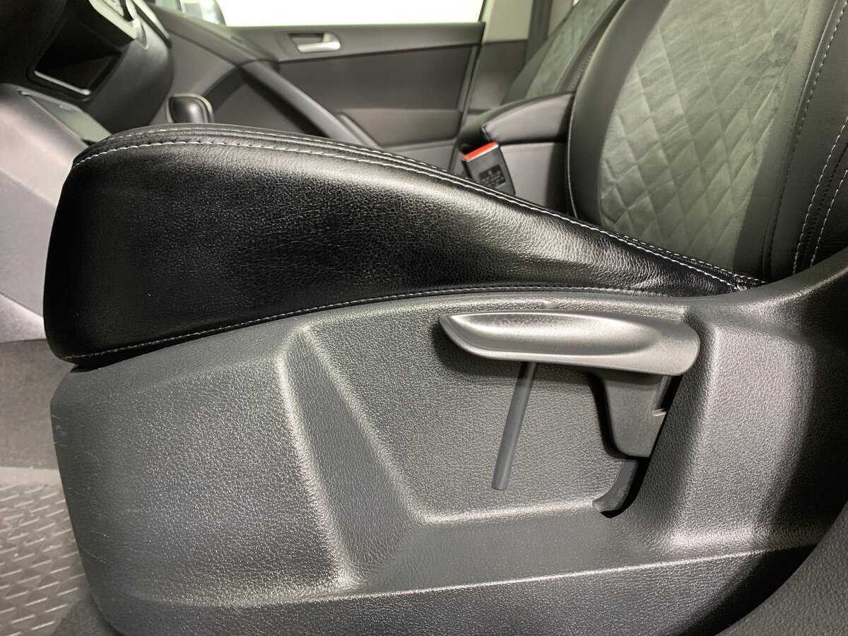 Купить Volkswagen Tiguan с пробегом. Фото: #16