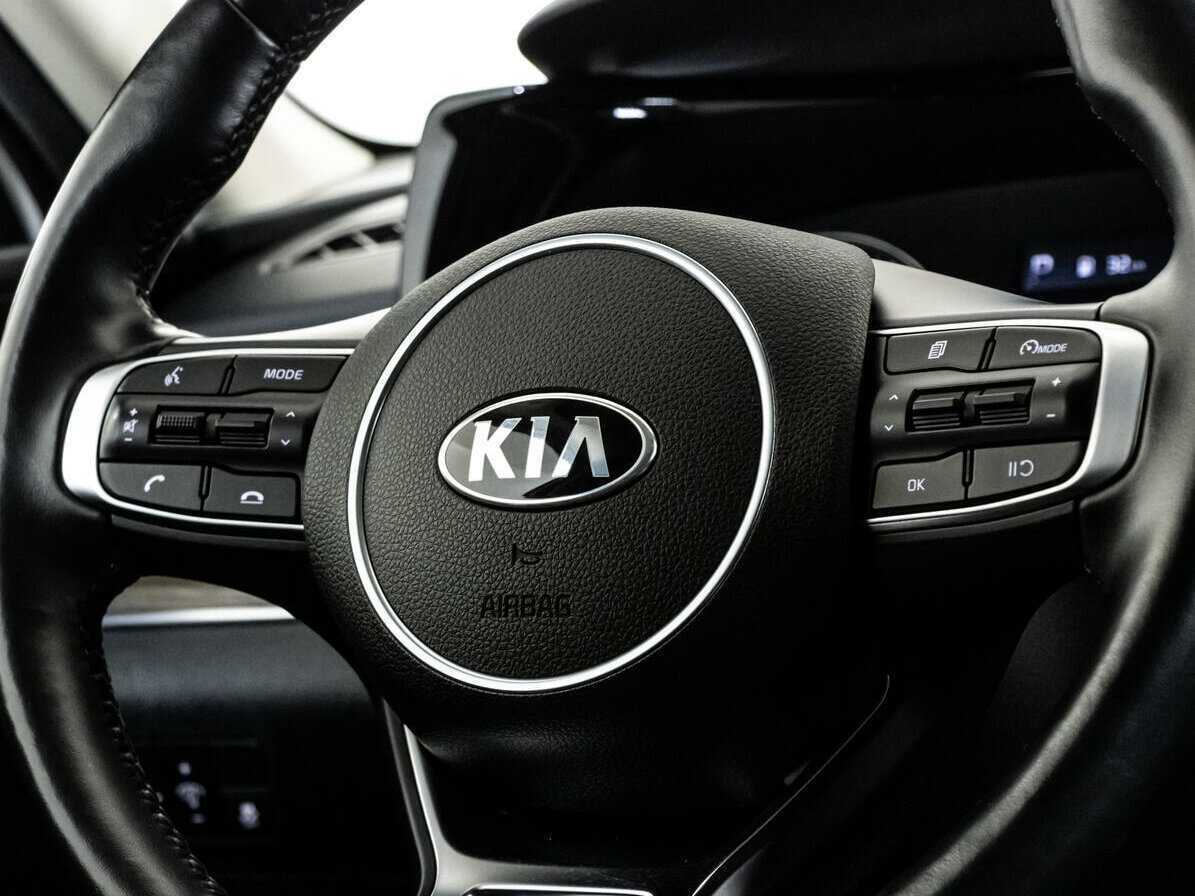 Купить Kia K5 с пробегом. Фото: #10