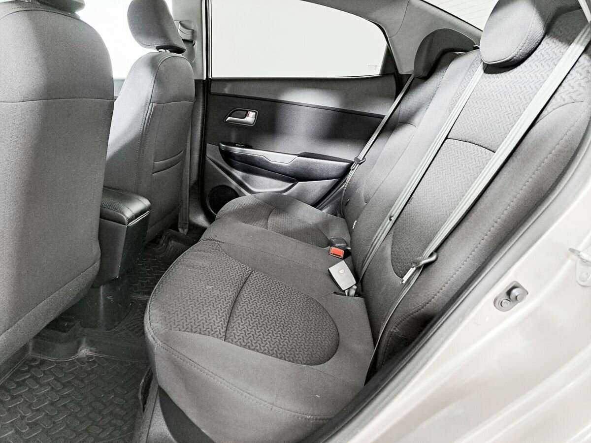 Купить Kia Rio с пробегом. Фото: #9