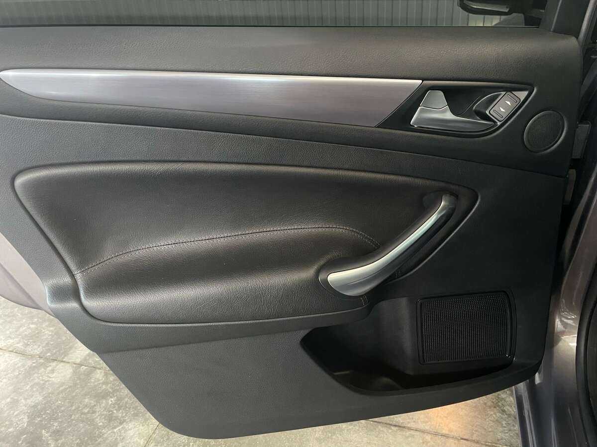 Купить Ford Mondeo с пробегом. Фото: #21