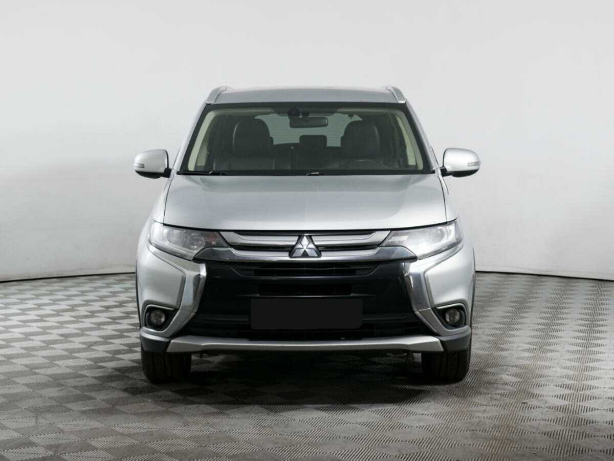 Купить Mitsubishi Outlander с пробегом. Фото: #1