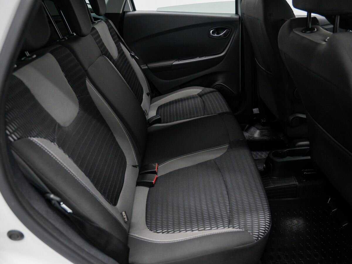 Купить Renault Kaptur с пробегом. Фото: #9