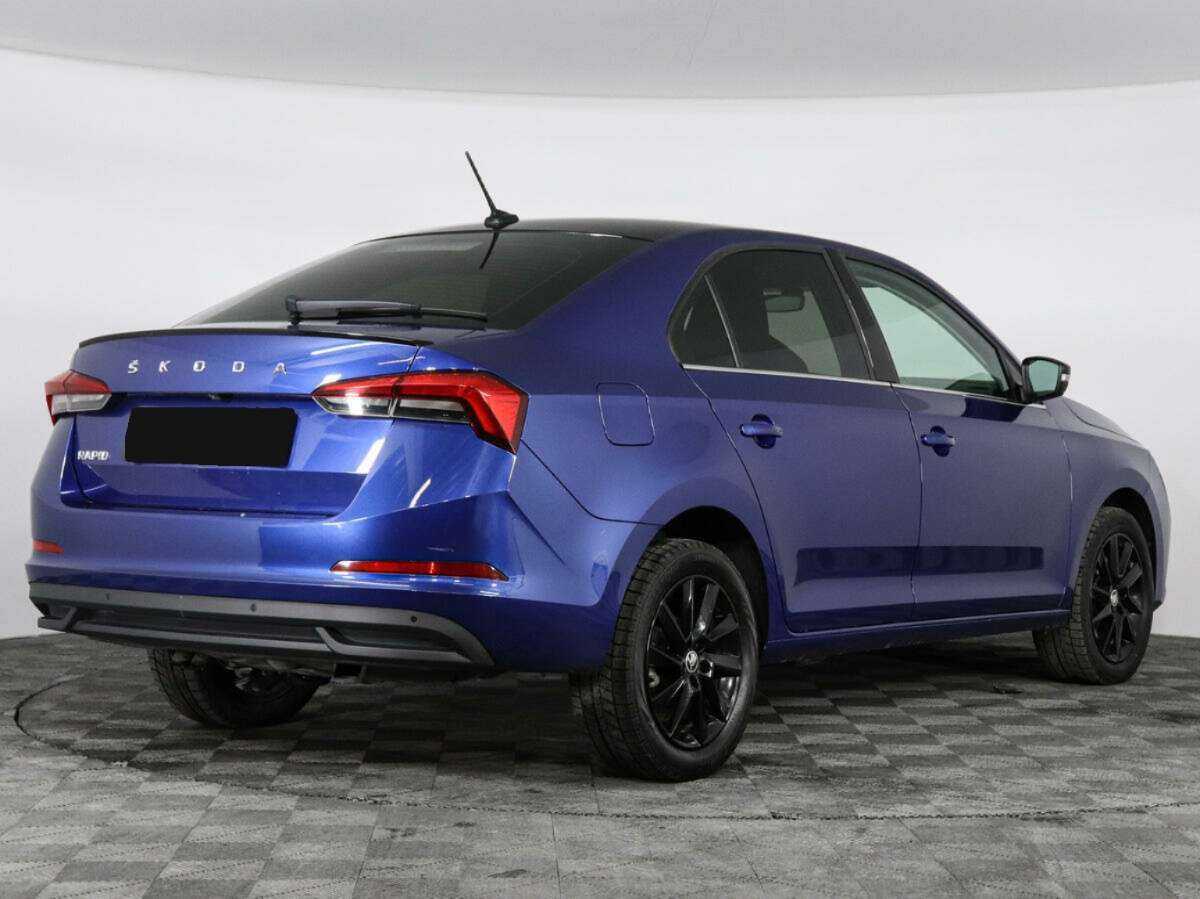 Купить Skoda Rapid с пробегом. Фото: #2