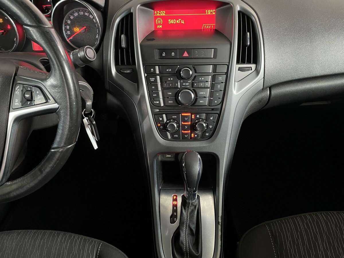 Купить Opel Astra с пробегом. Фото: #10