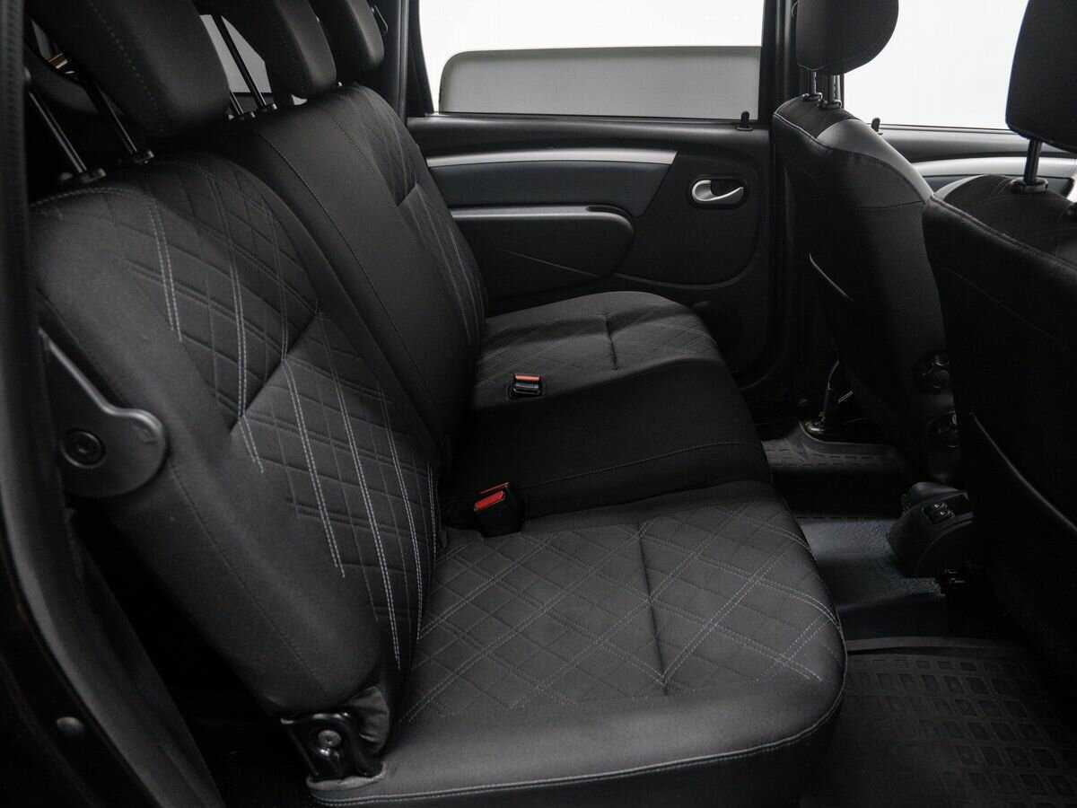 Купить Lada (ВАЗ) Largus с пробегом. Фото: #9