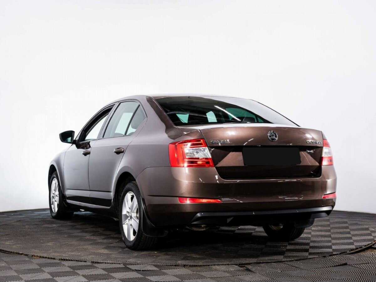 Купить Skoda Octavia с пробегом. Фото: #3