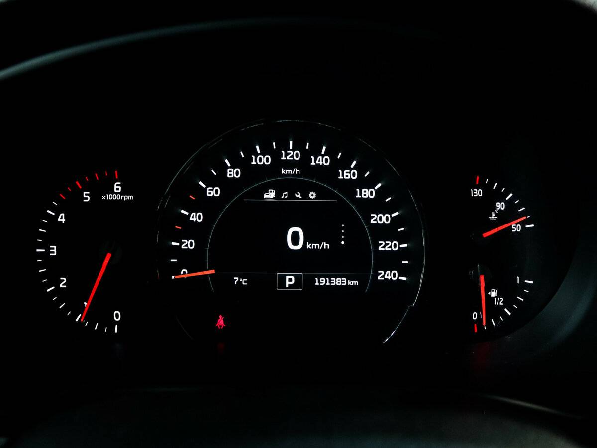 Купить Kia Sorento с пробегом. Фото: #9