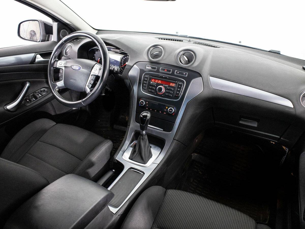 Купить Ford Mondeo с пробегом. Фото: #10