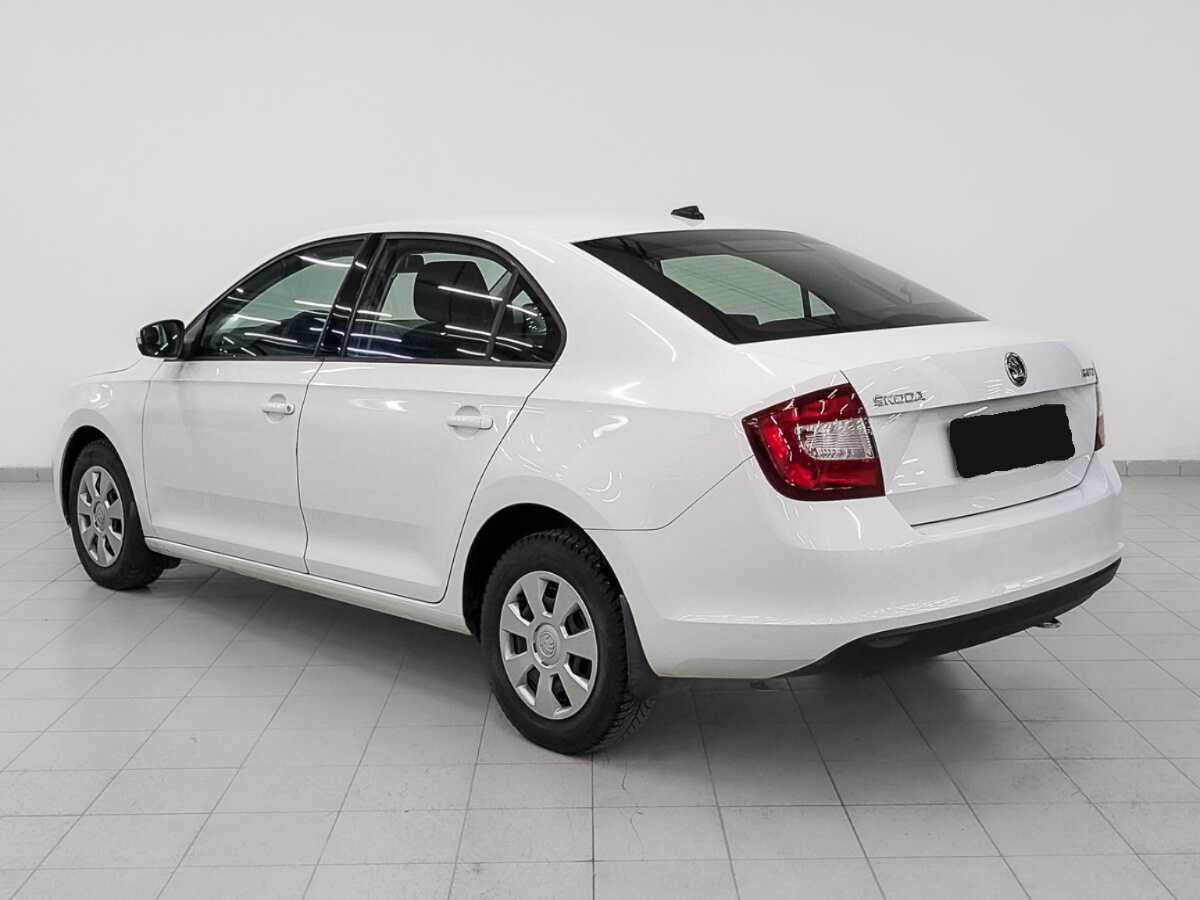 Купить Skoda Rapid с пробегом. Фото: #6