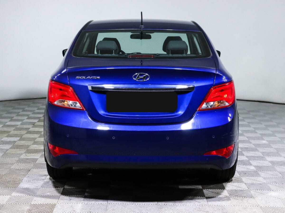 Купить Hyundai Solaris с пробегом. Фото: #4