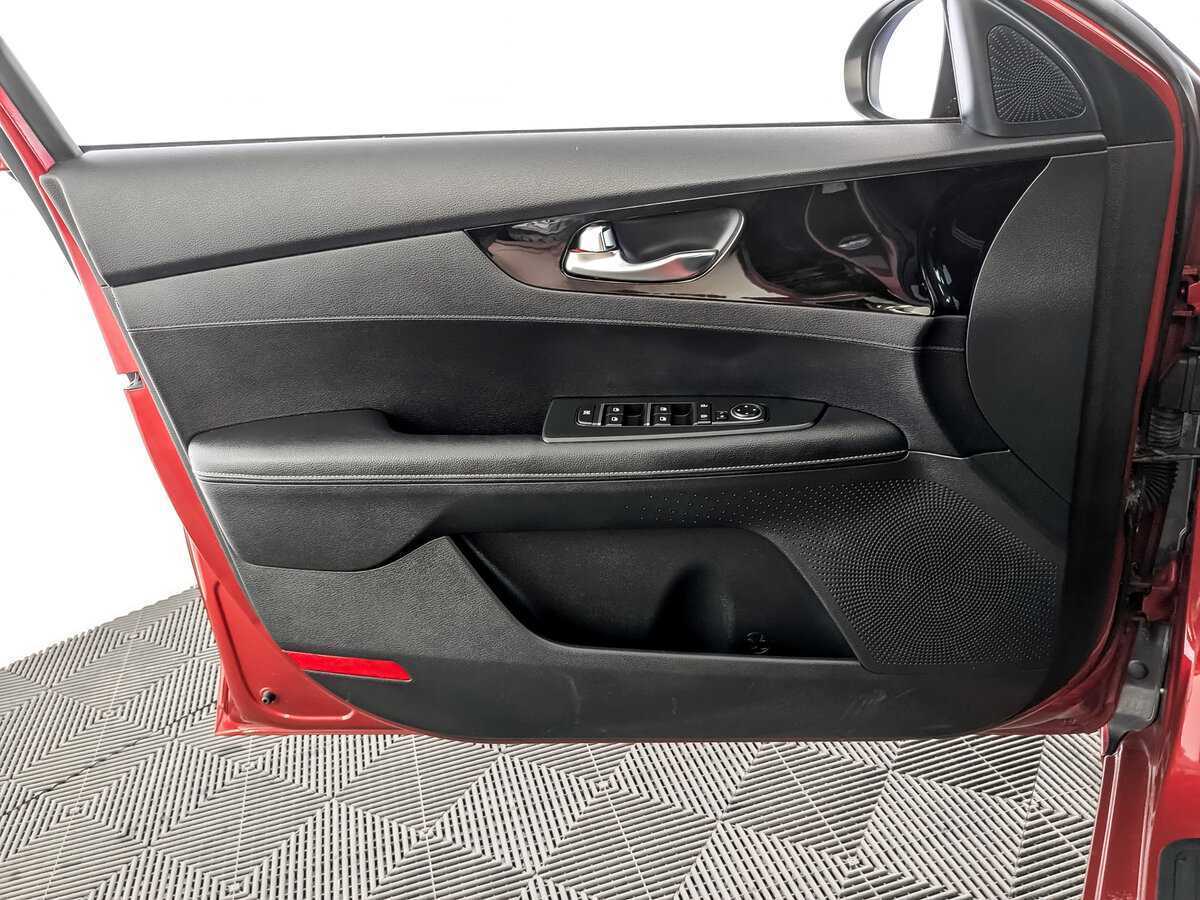 Купить Kia Cerato с пробегом. Фото: #16
