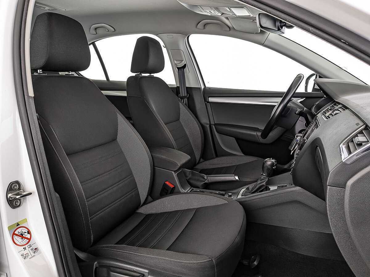 Купить Skoda Octavia с пробегом. Фото: #22