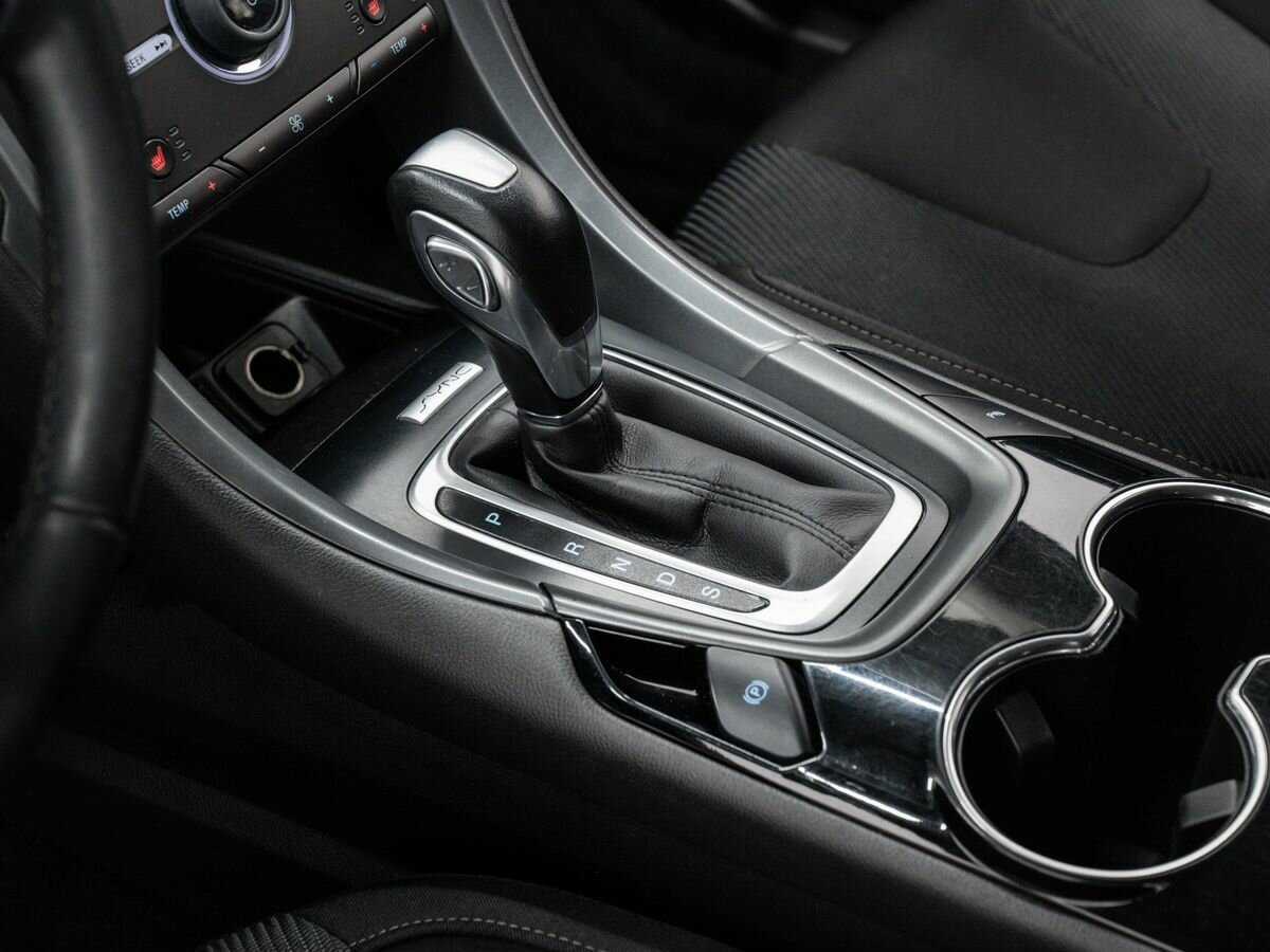 Купить Ford Mondeo с пробегом. Фото: #17