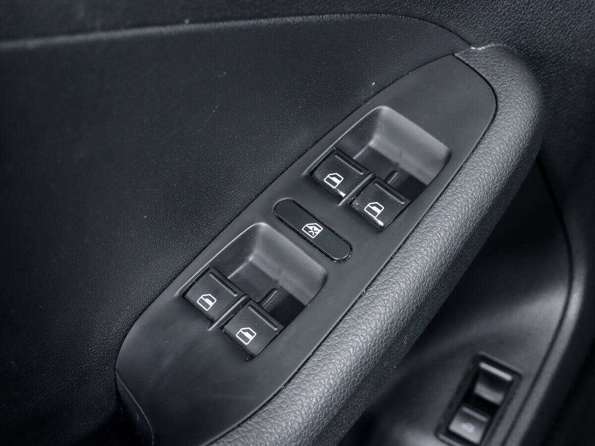 Купить Volkswagen Jetta с пробегом. Фото: #12