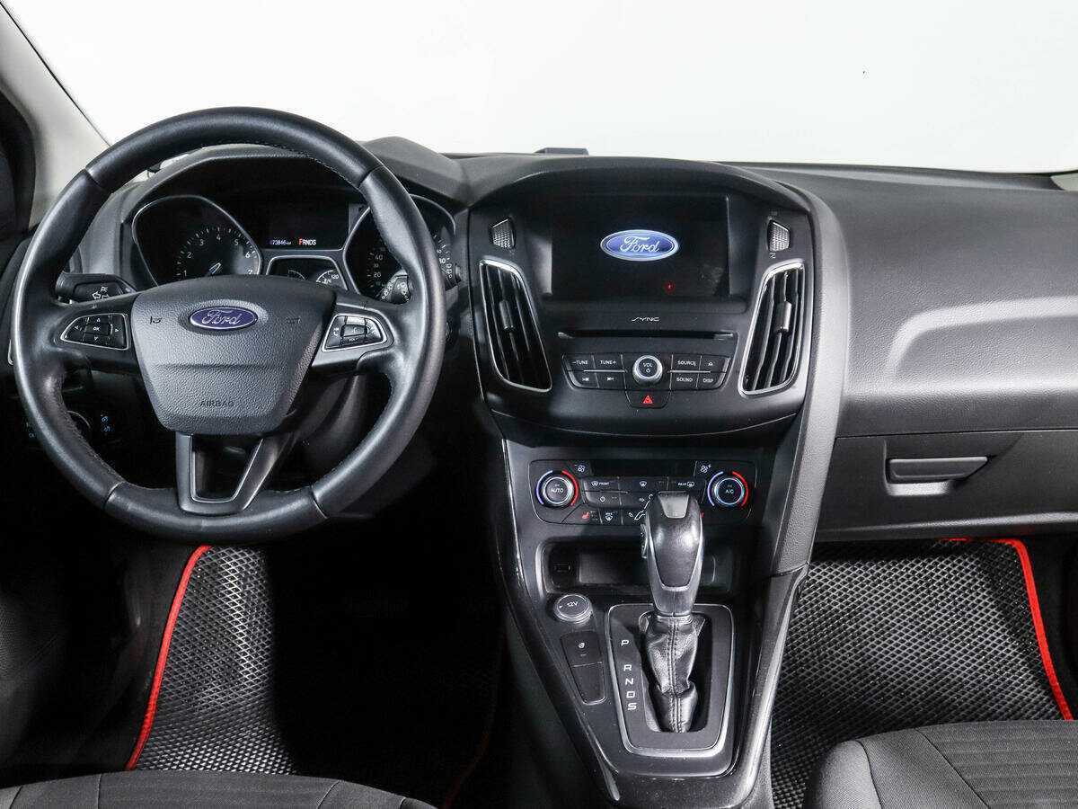 Купить Ford Focus с пробегом. Фото: #9