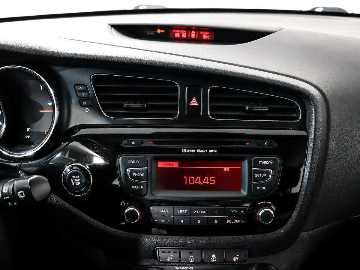 Купить Kia Ceed с пробегом. Фото: #13