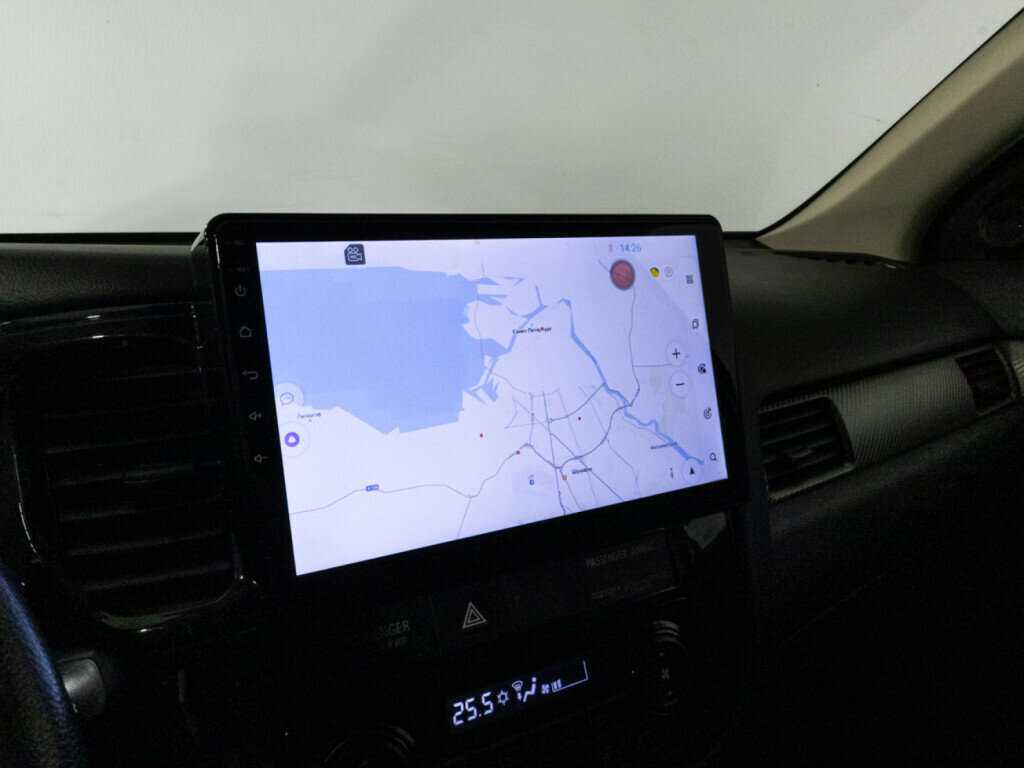 Купить Mitsubishi Outlander с пробегом. Фото: #14